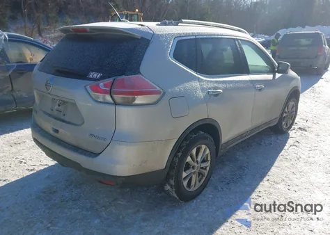 2015 Nissan Rogue Sv z USA, uszkodzony, nr VIN 5N1AT2MV0FC809028